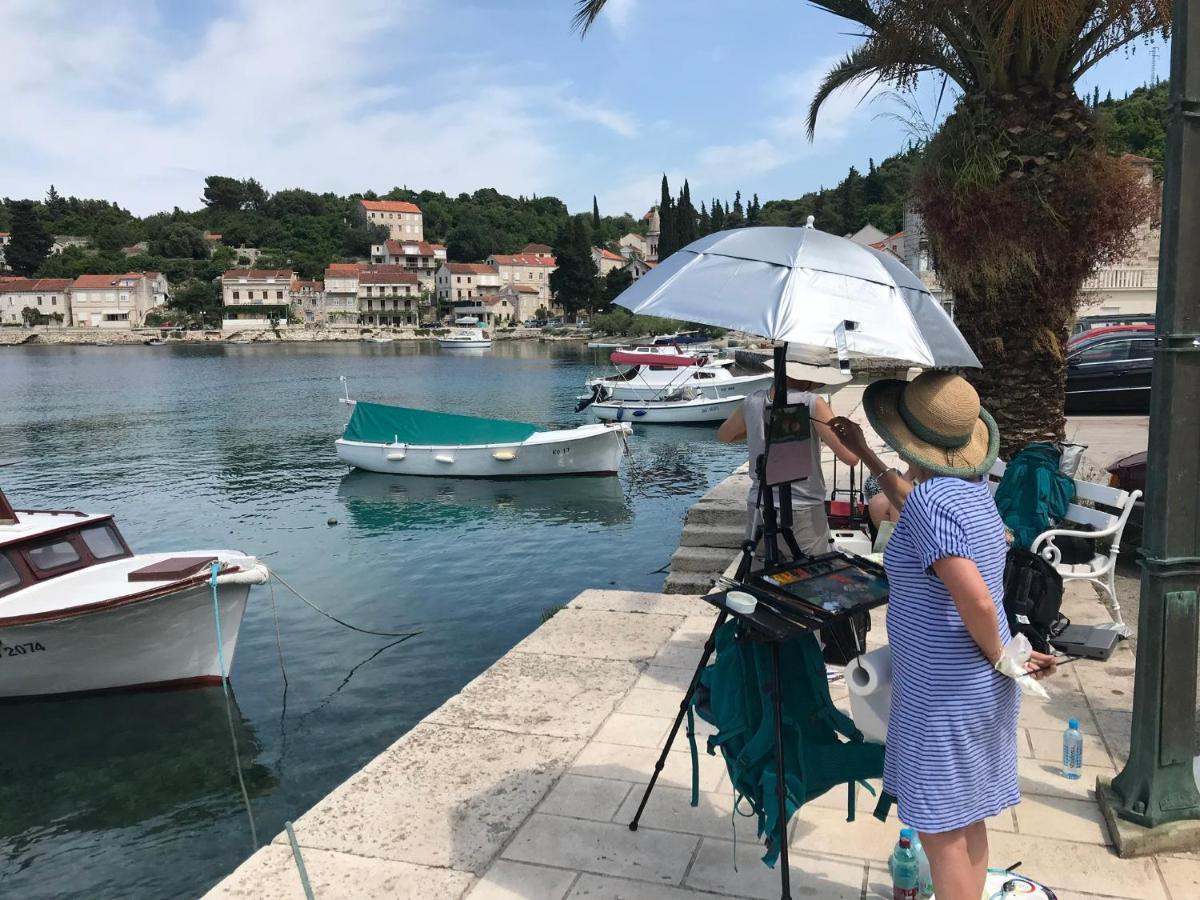 High View-A Seaside Villa With Huge Jacuzzi Račišće المظهر الخارجي الصورة
